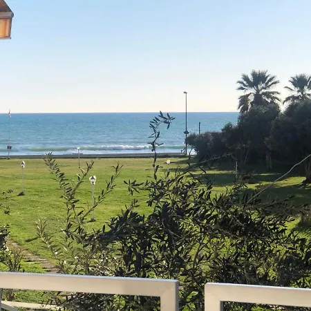 Seasıde M&b House