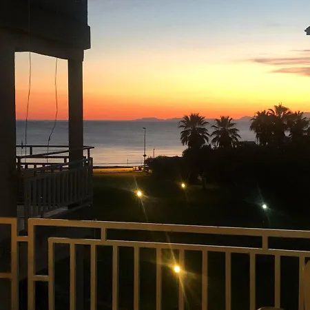 Seasıde M&b House *
