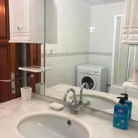 Seaside M And B House Apartman