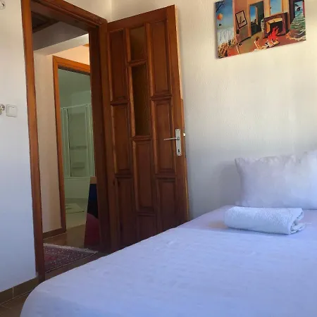 Seaside M And B House Apartman