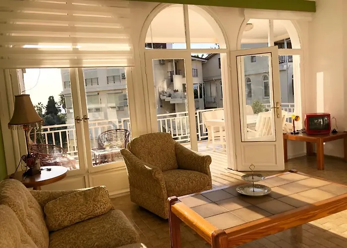 Seaside M And B House Apartmán